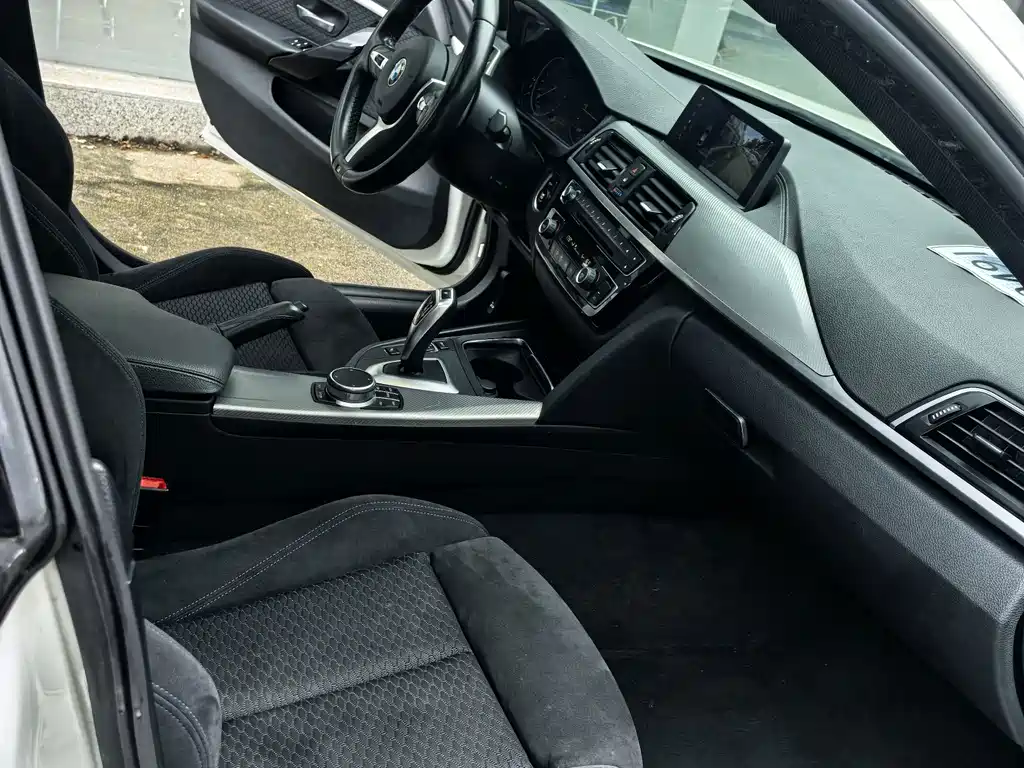 BMW 4 Series — миниатюра 6