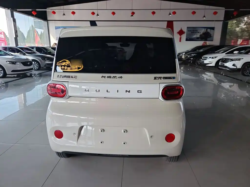 Wuling MINIEV — миниатюра 5