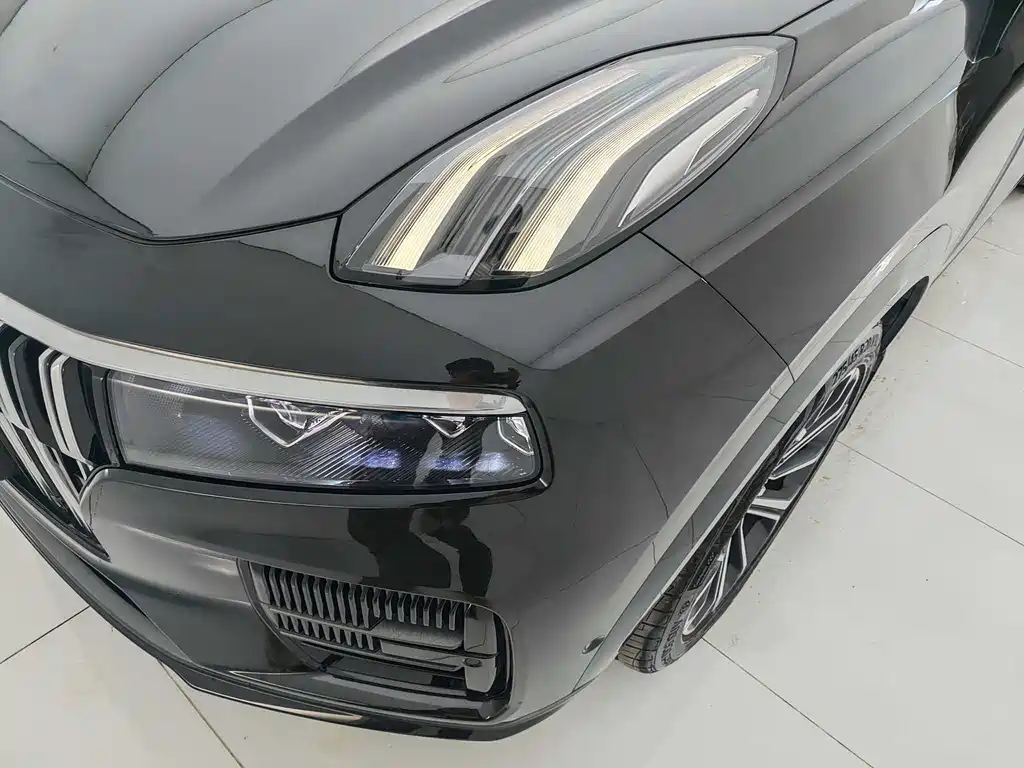 Lynk & Co 09 2021 2.0T Halo мест