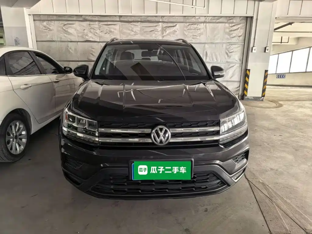 Volkswagen Tharu — миниатюра 2