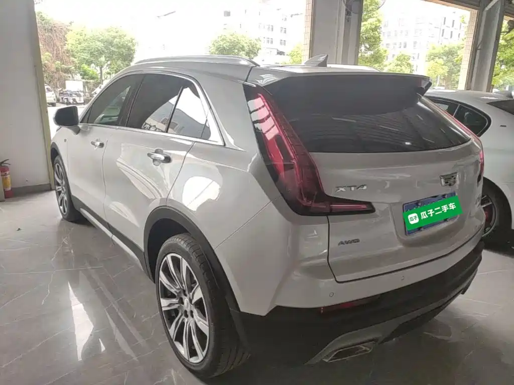 Cadillac XT4 — миниатюра 5