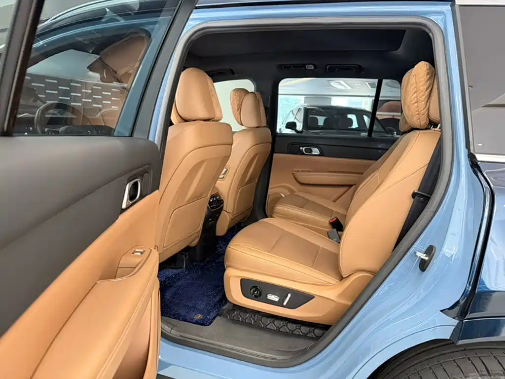 Li Auto Li ONE — миниатюра 12