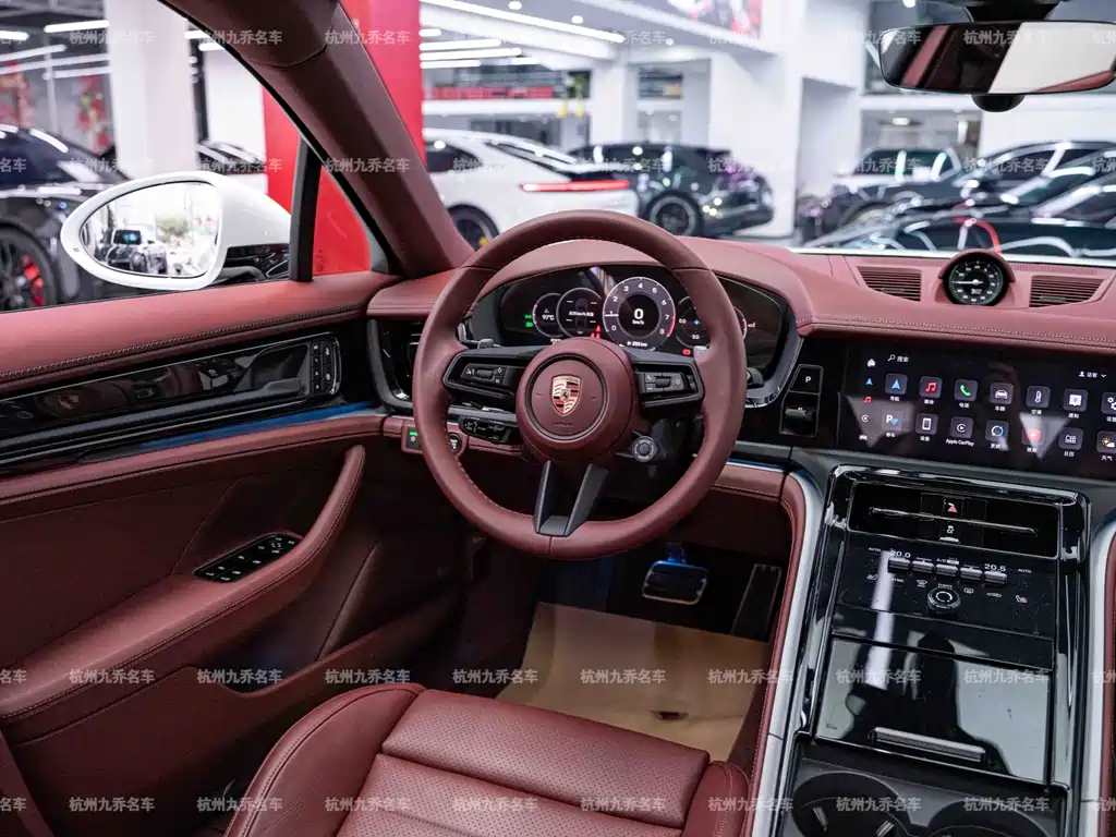 Porsche Panamera — миниатюра 18