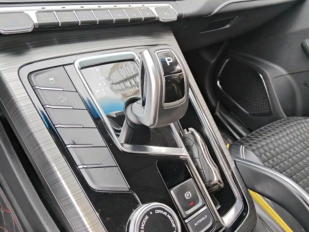 Geely Boyue — миниатюра 10