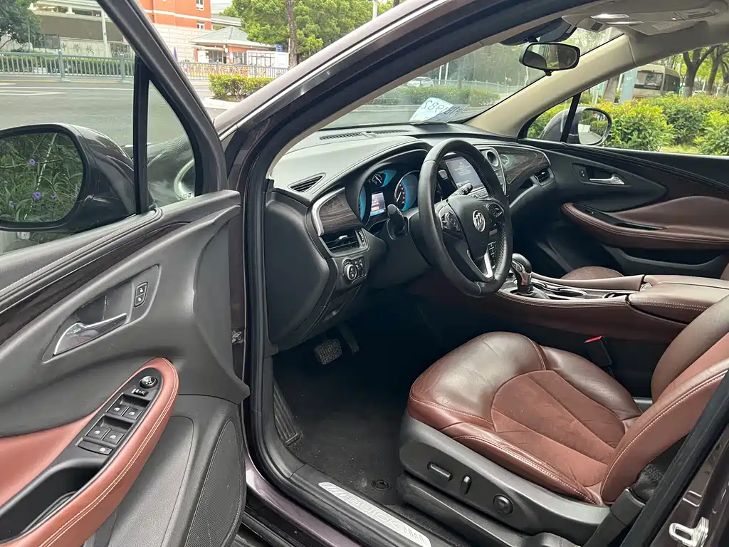 Buick Envision Plus — миниатюра 8