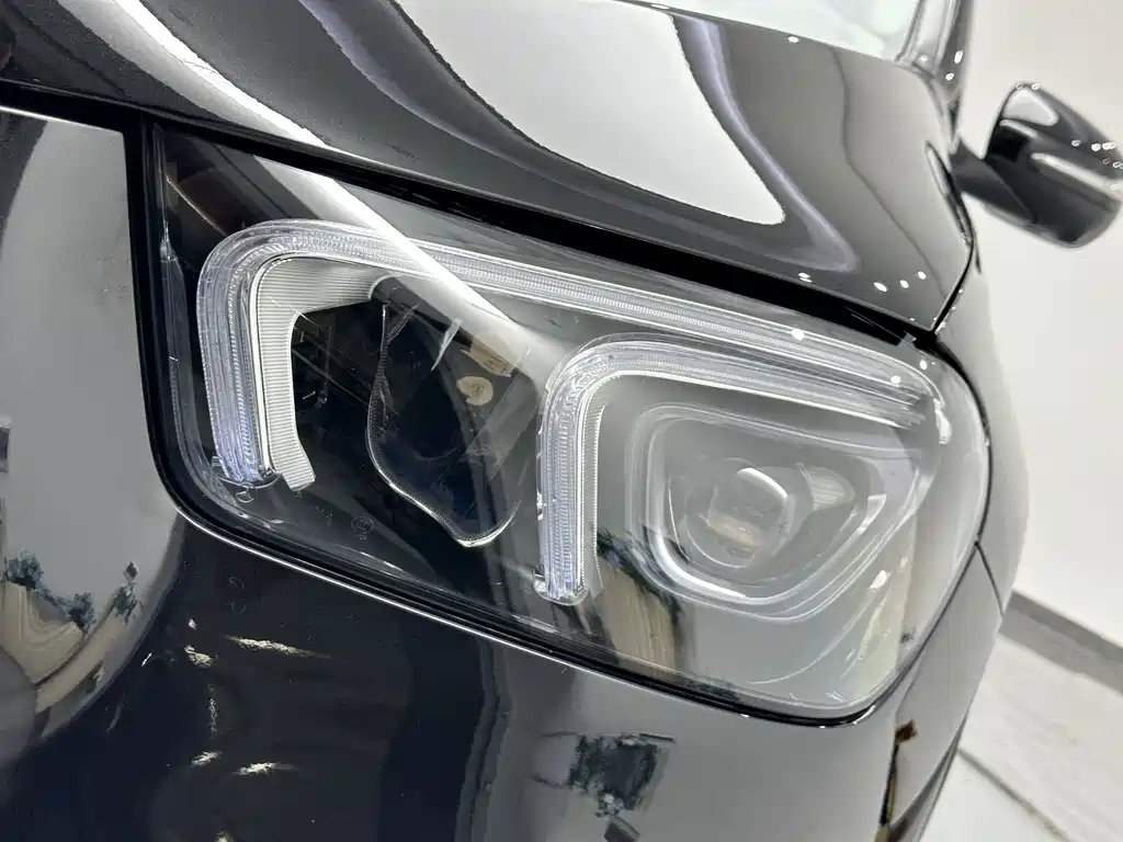 Mercedes-Benz GLE (Import) — миниатюра 22