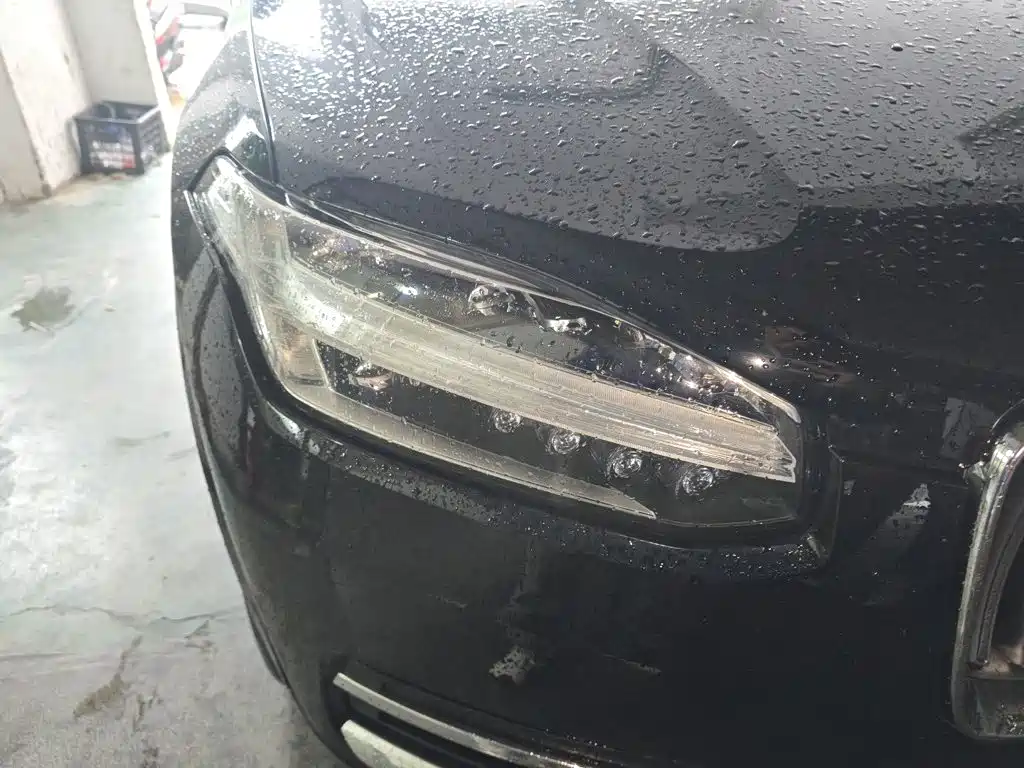 Volvo XC90 — миниатюра 7