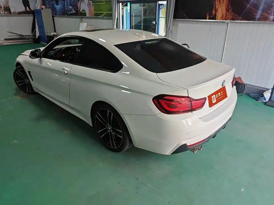 BMW 4 Series — миниатюра 11