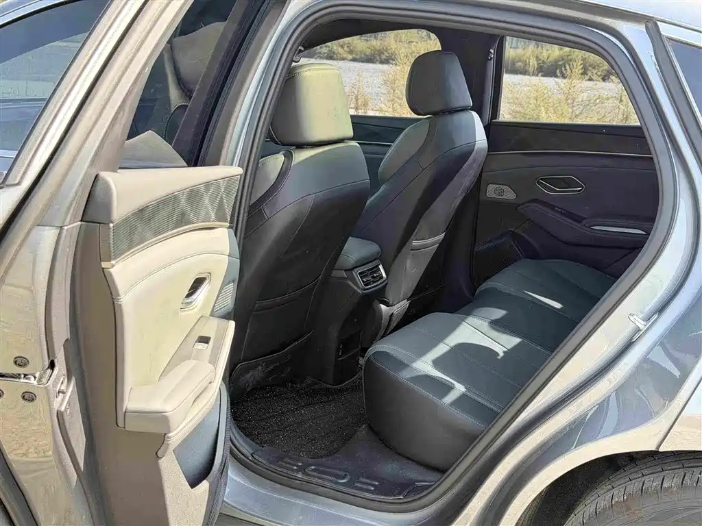 BYD Qin L — миниатюра 8