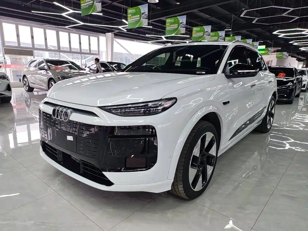 Audi Q6L E-tron