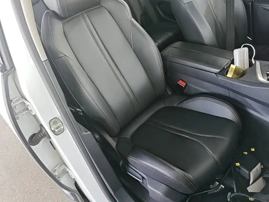 Peugeot 4008 — миниатюра 25