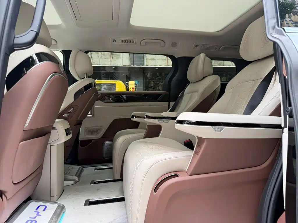 BYD Xia — миниатюра 10