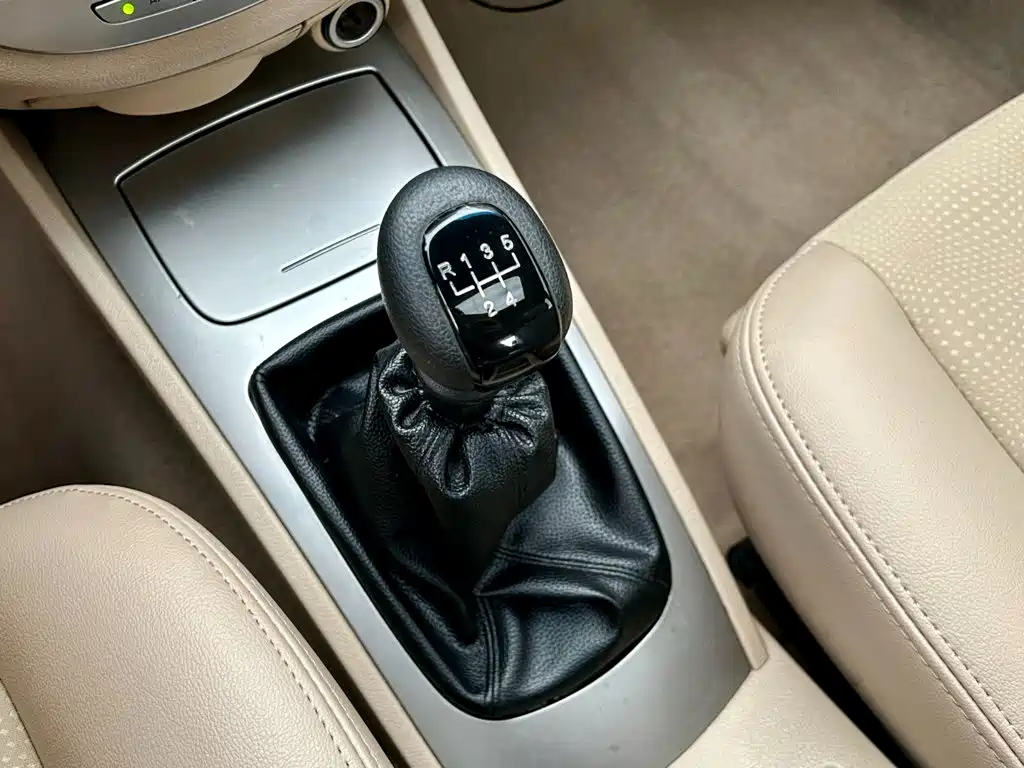 Buick Excelle — миниатюра 10
