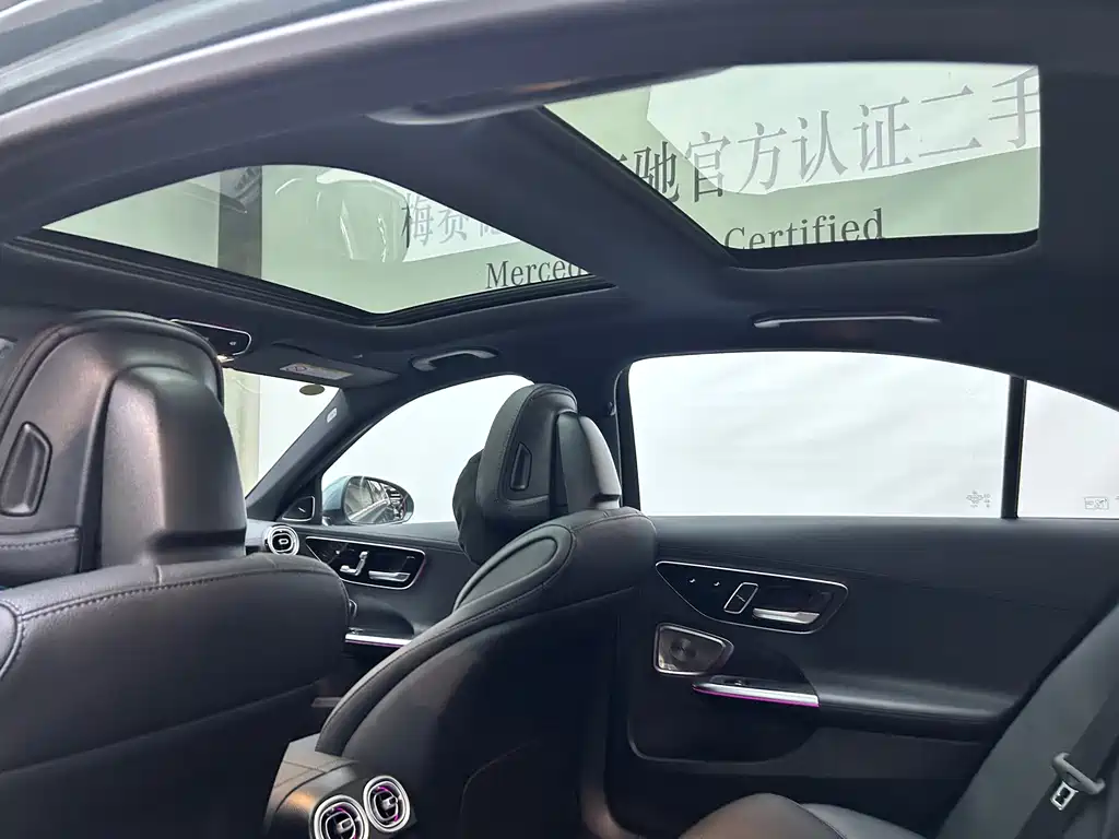 Mercedes-Benz C-Class — миниатюра 10