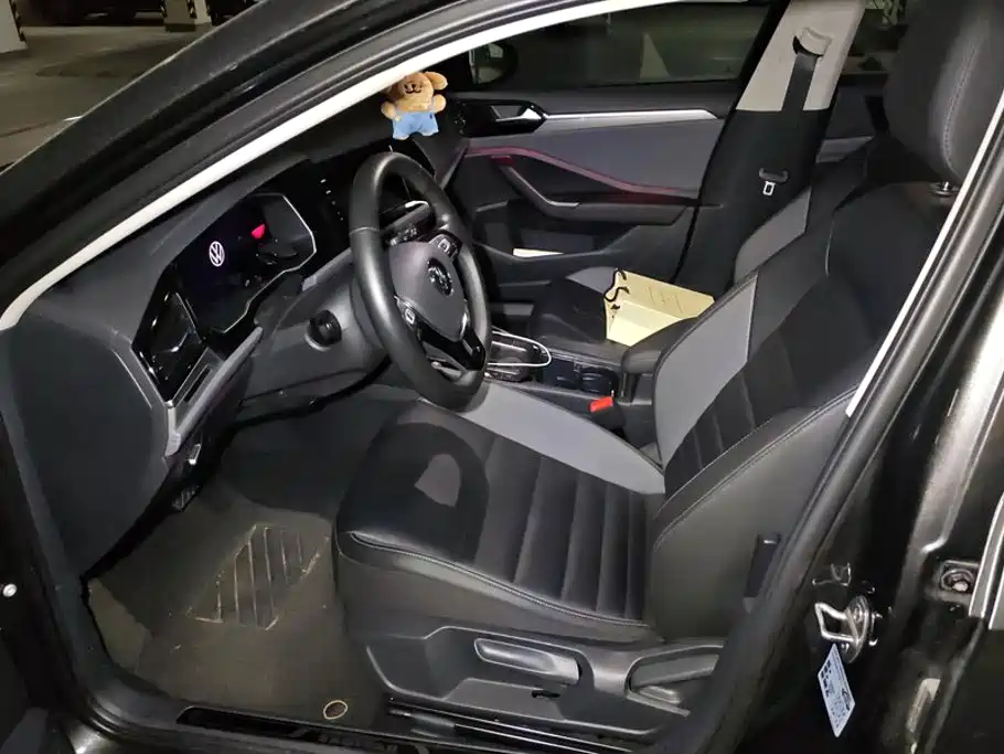 Volkswagen Sagitar — миниатюра 9