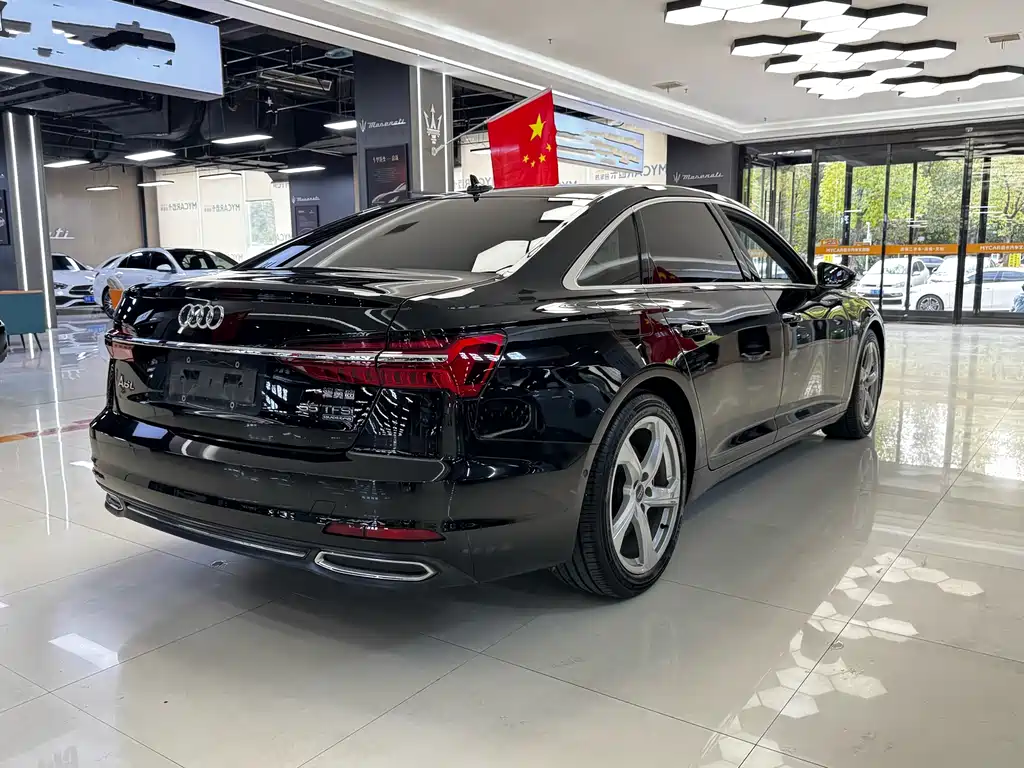 Audi A6L — миниатюра 6