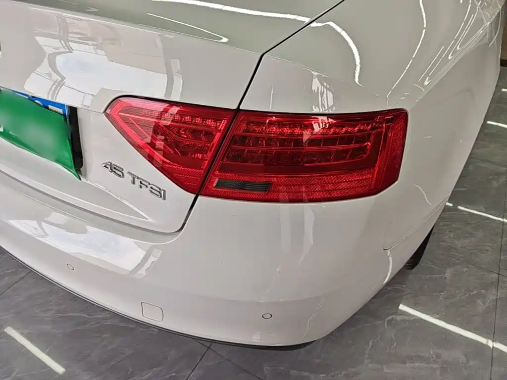 Audi A5 (Import) — миниатюра 8