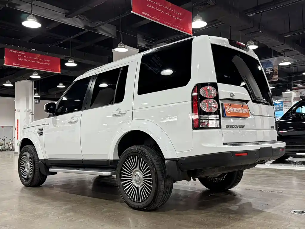 Land Rover Discovery — миниатюра 7