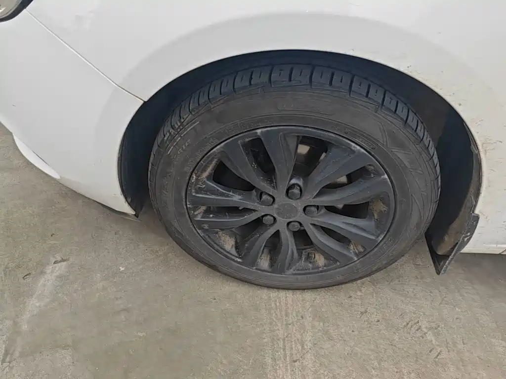 Buick Excelle — миниатюра 23
