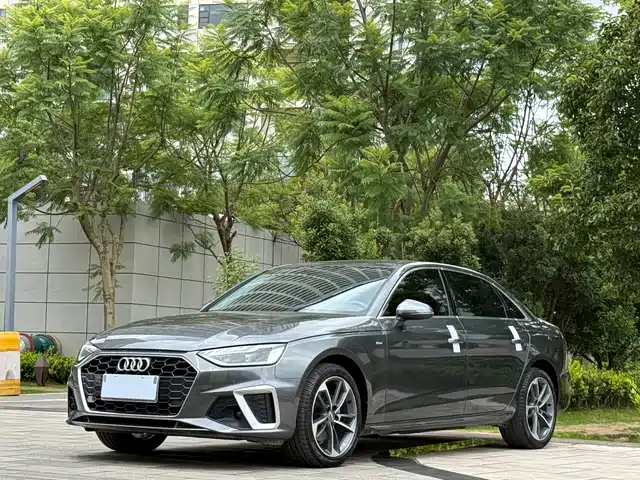 AUDI  A4L 2021