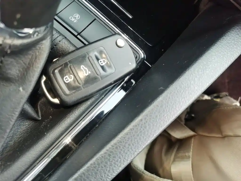 Volkswagen Sagitar 2018 280TSI DSG