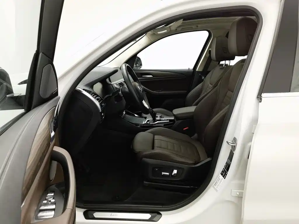 BMW X3 — миниатюра 10