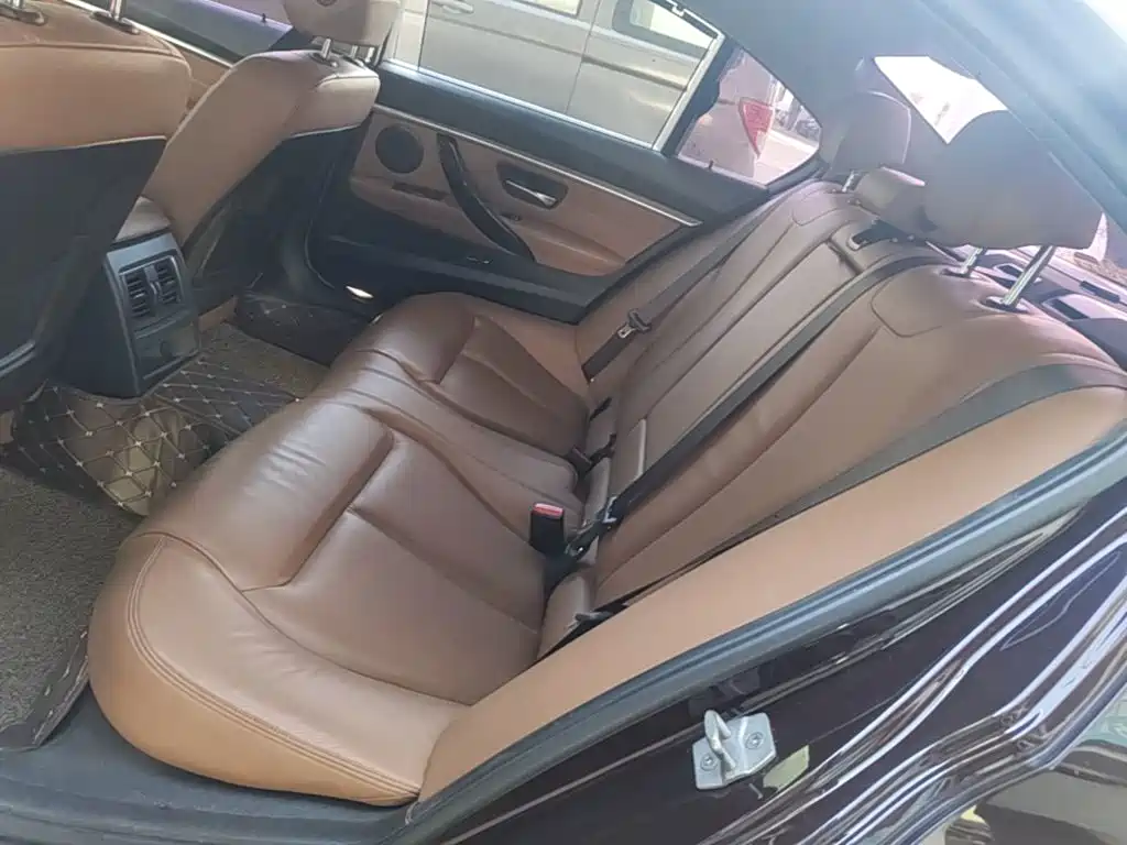 BMW 3 Series — миниатюра 17