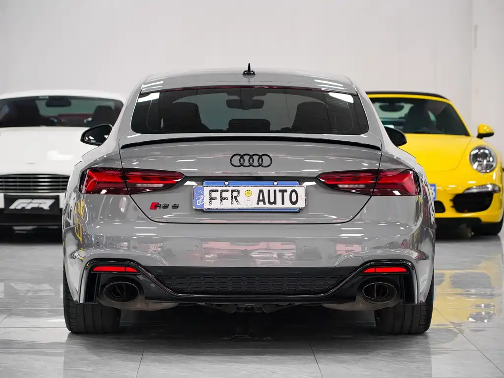 Audi RS 5 2022 — фото 17