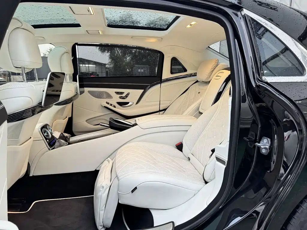 Mercedes-Benz S-Class — миниатюра 6