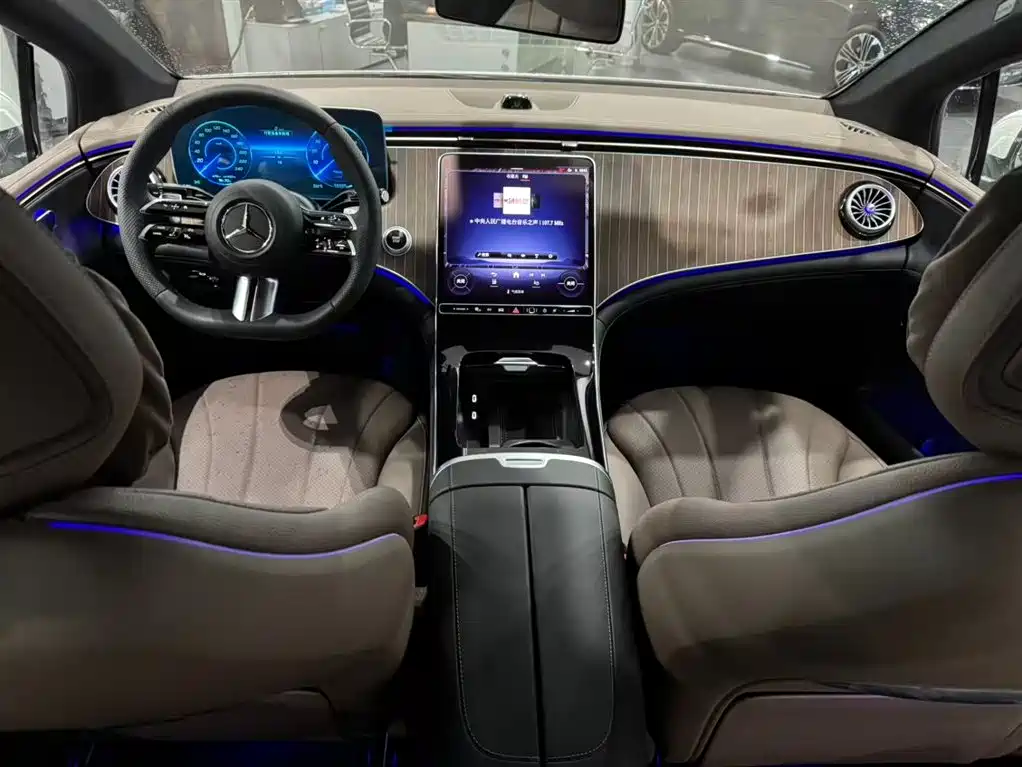 Mercedes-Benz EQE — миниатюра 17