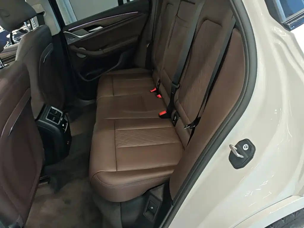 BMW X3 — миниатюра 17