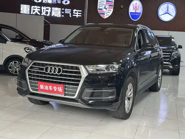 AUDI Q7 2019