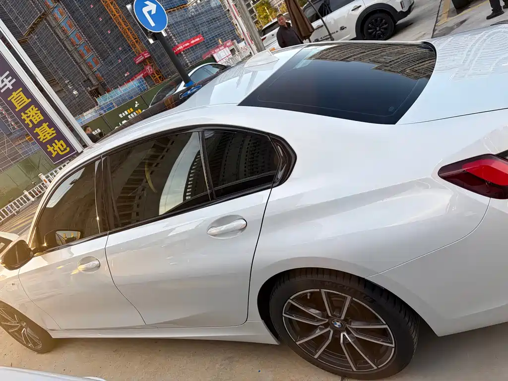 BMW 3 Series — миниатюра 23