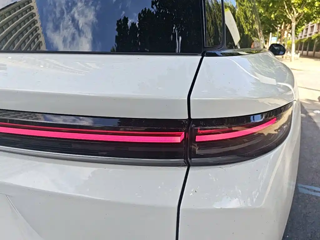 Li Auto Li i8 — миниатюра 8
