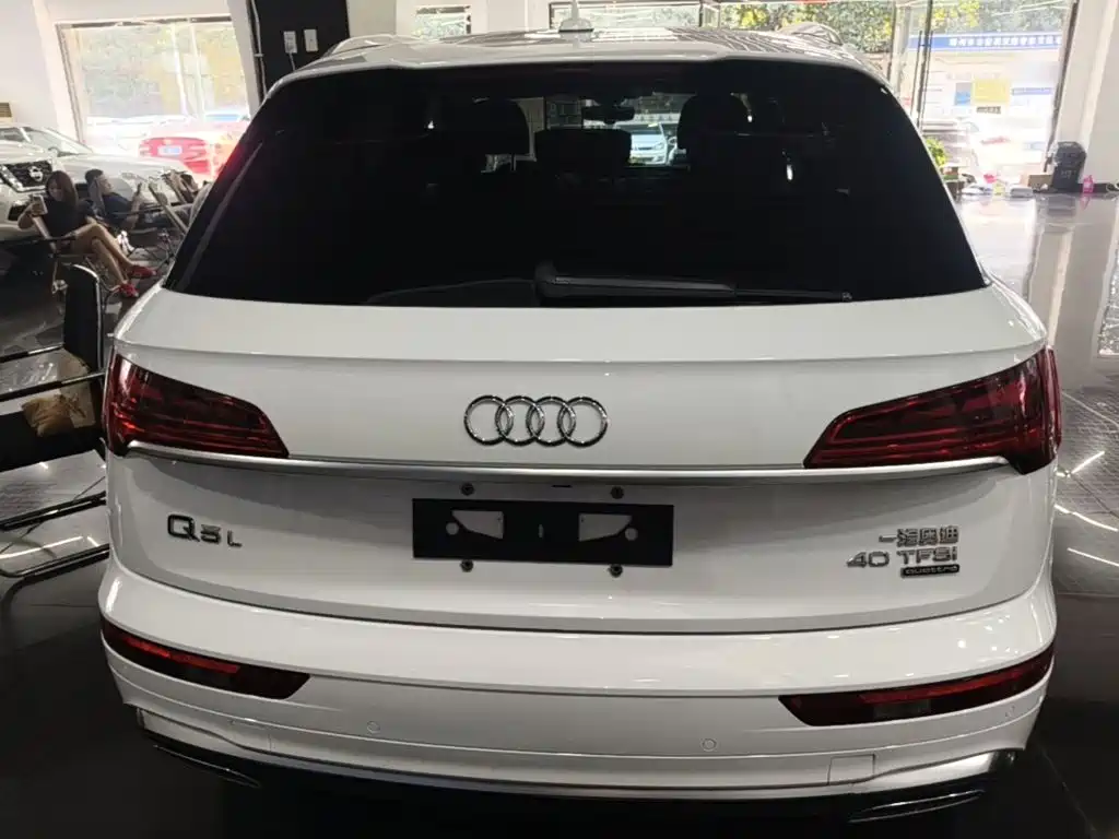 Audi Q5L — миниатюра 6