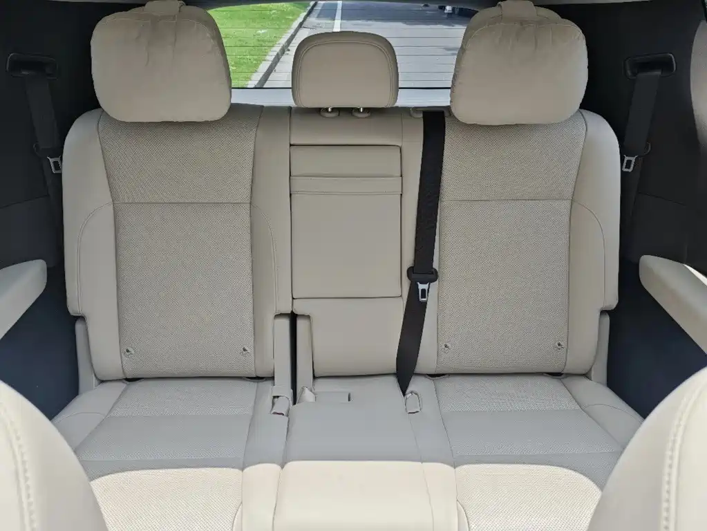 Li Auto Li MEGA — миниатюра 11