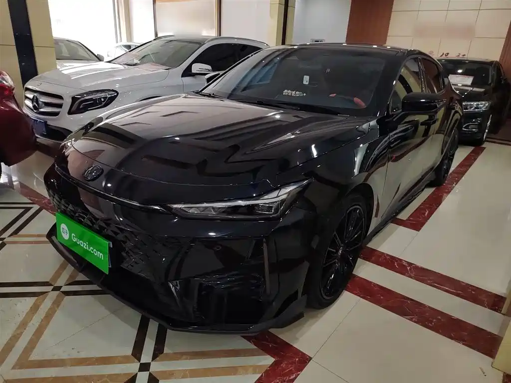 Changan UNI-V 2024