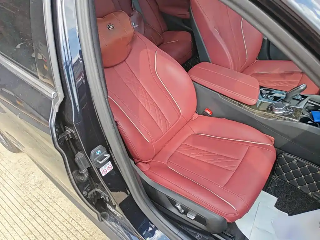 BMW 5 Series — миниатюра 25