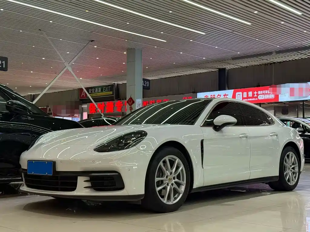 Porsche Panamera 2020