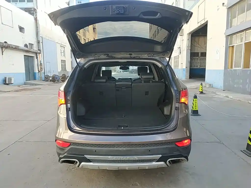 Hyundai Santa Fe — миниатюра 19