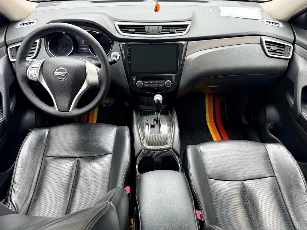 Nissan X-Trail 2015 2.0L CVT Comfort MAX 2WD