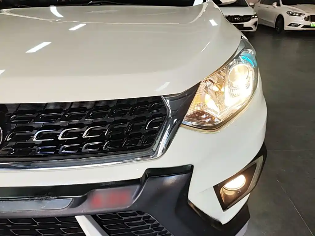 BAIC Senova X35 — миниатюра 24