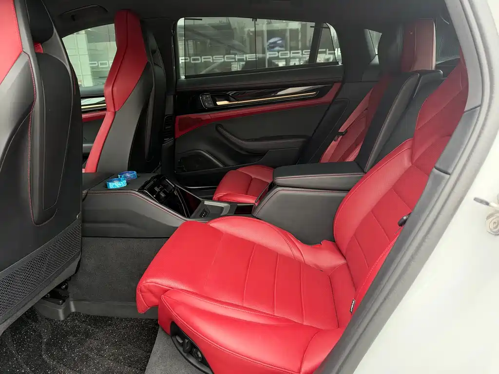 Porsche Panamera — миниатюра 12
