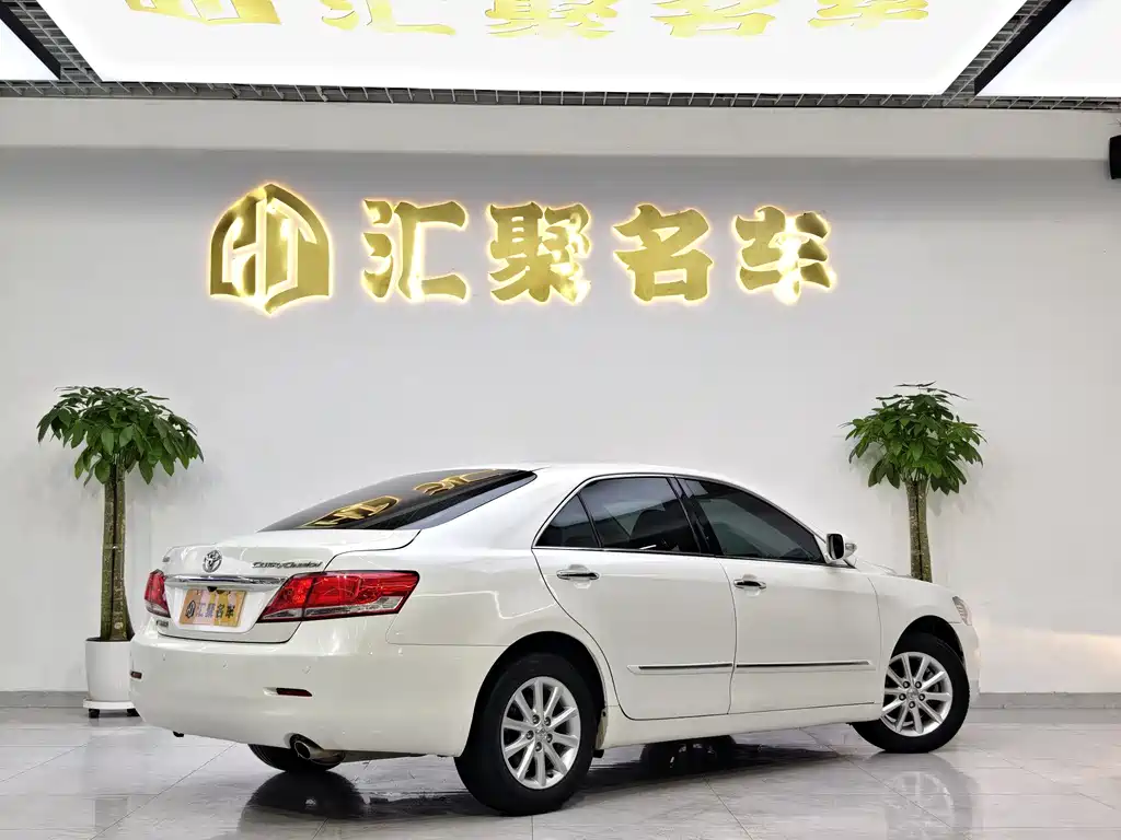 Toyota Camry 2013 200G Luxury