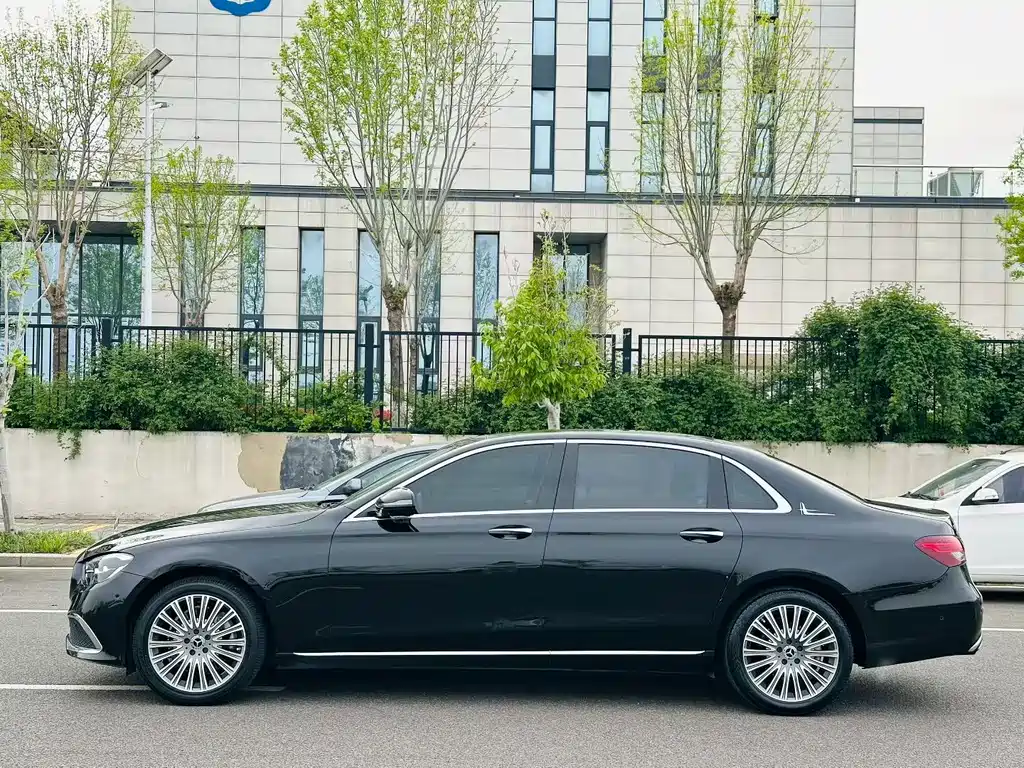 Mercedes-Benz E-Class E 2021 E 300 L Fashion