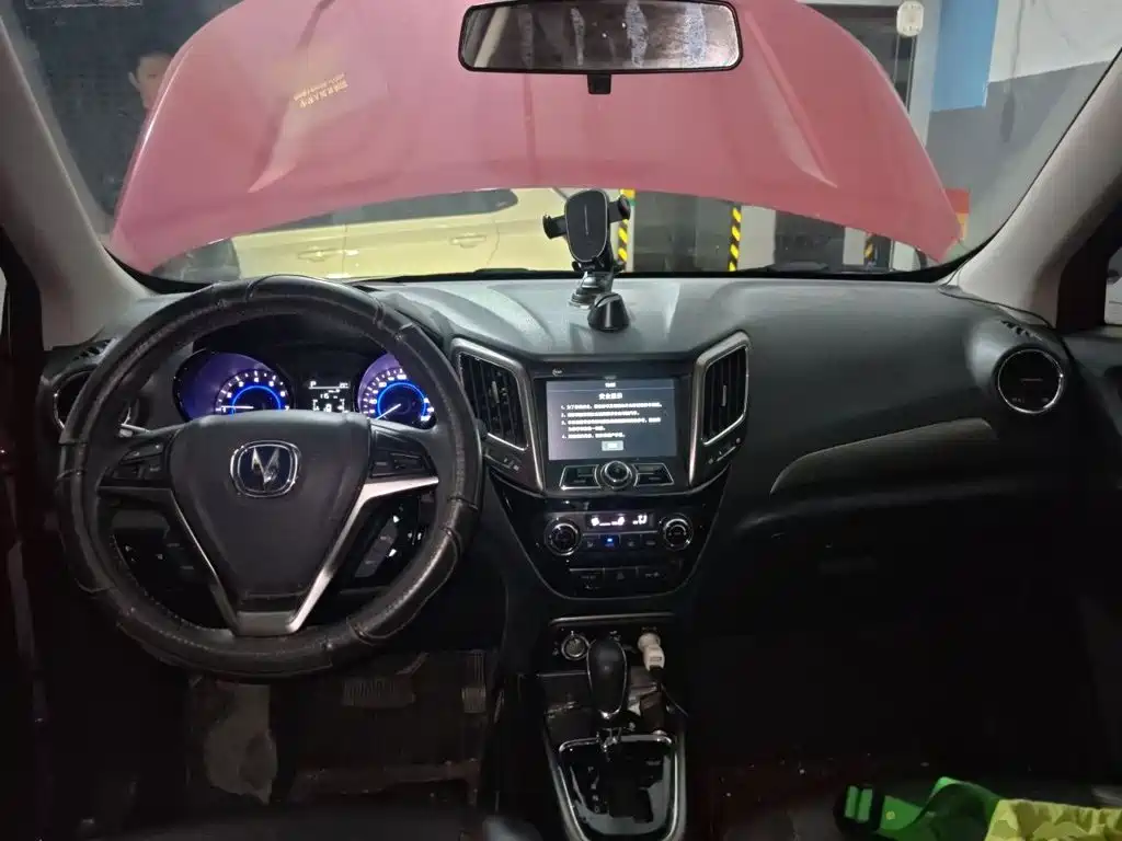 Changan CS15 — миниатюра 5