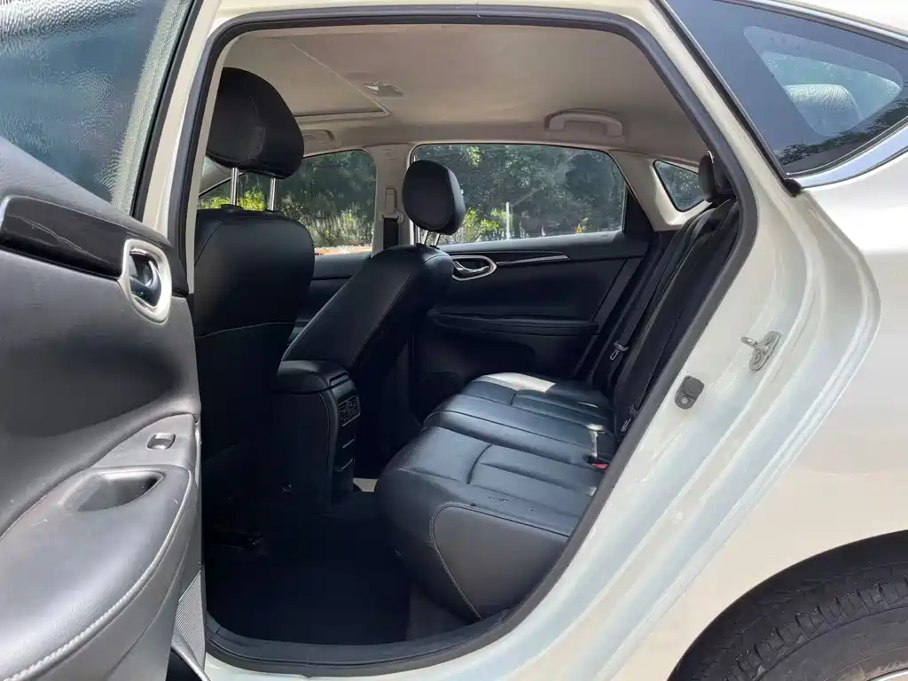 Nissan Sylphy — миниатюра 9