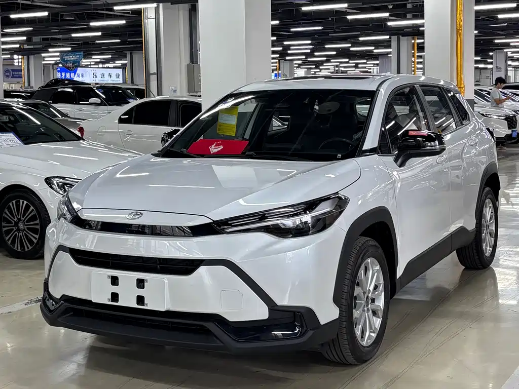 Toyota Frontlander 2026 2.0L Lead PLUS