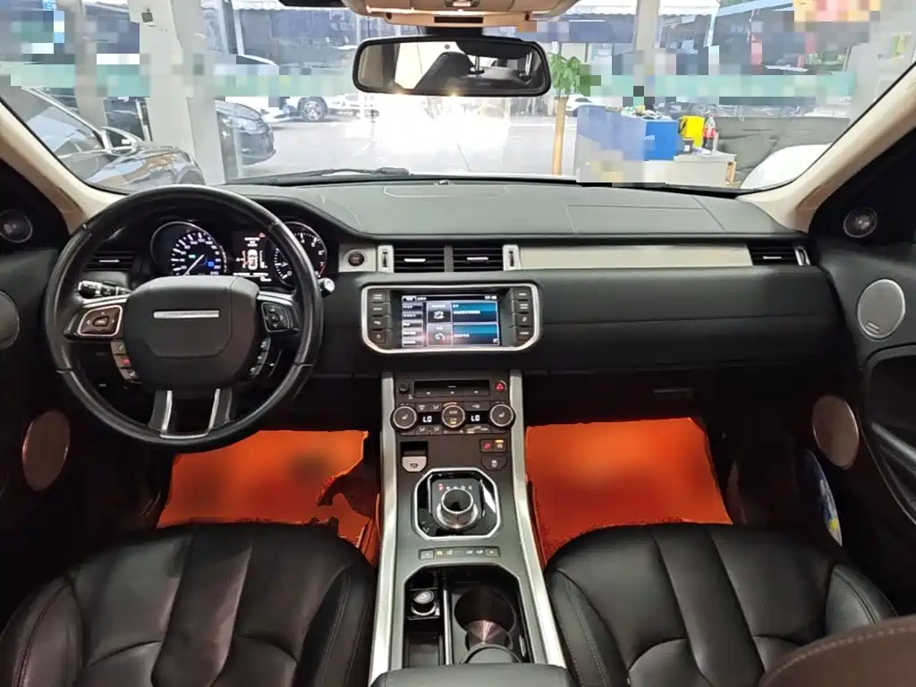 Land Rover Evoque — миниатюра 10