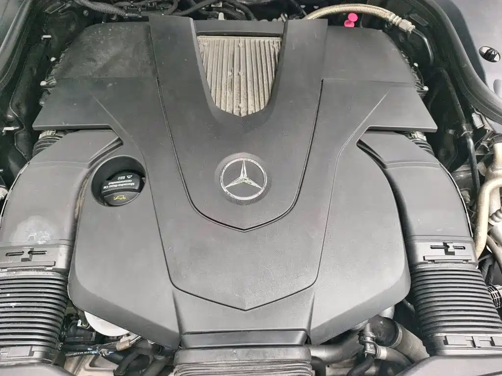 Mercedes-Benz E-Class — миниатюра 21